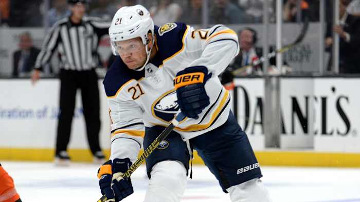 sabres-kyle-okposo-concussion